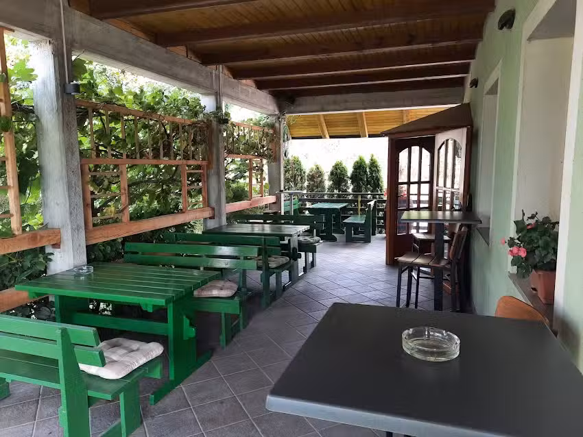 Pizzeria Bar Bekar Studenec &ndash; Vekar Tina SP