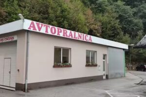 Pizzeria e autolavaggio Mc, Bernarda Majcen sp
