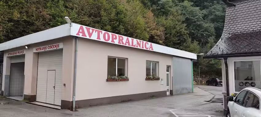 Pizzeria e autolavaggio Mc, Bernarda Majcen sp