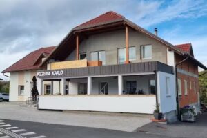 Pizzerija pri &Scaron;unkecu