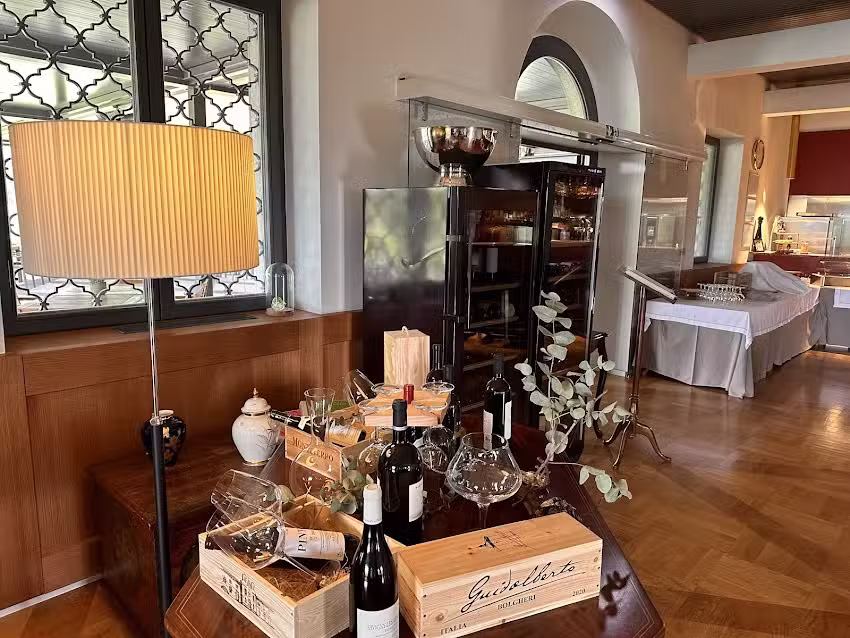 Restaurant 9 at Royal Bled