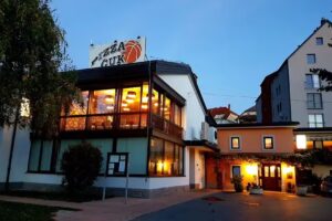 Restaurant and Pizzeria Čuk