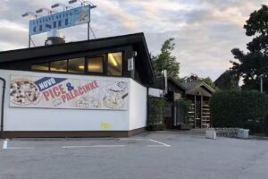 Restaurant and pizzeria Center, Miha Glu&scaron;čič doo