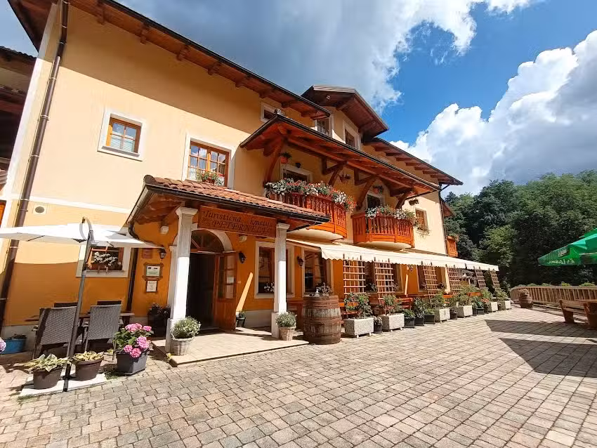 Turistična Kmetija Peternelj/Farm stay Peternelj