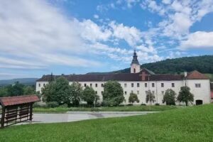 VIRIDIN HRAM,MELANIJA KENDIĆ SP